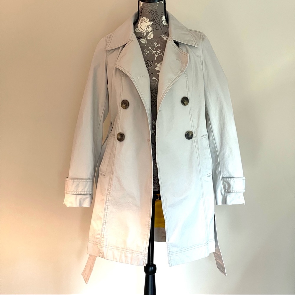OLD NAVY Trench Coat Lined long sleeve with belt
